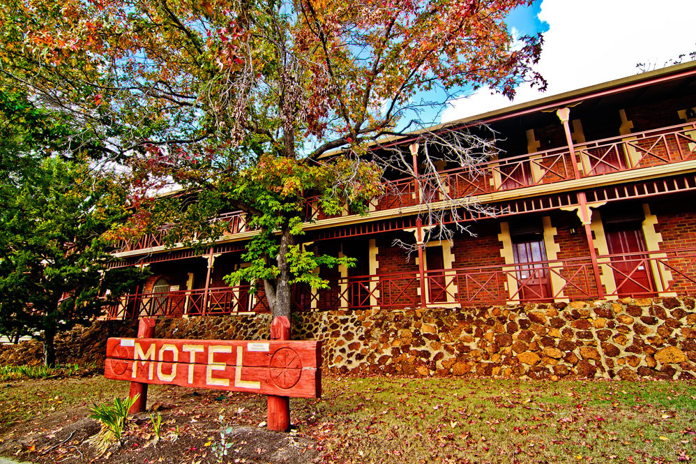 Motel-slider
